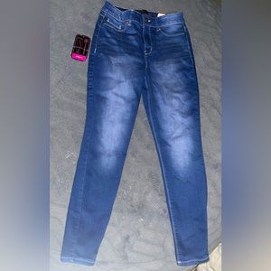High Rise Skinny Jeans from No Boundaries Women’s Size 9